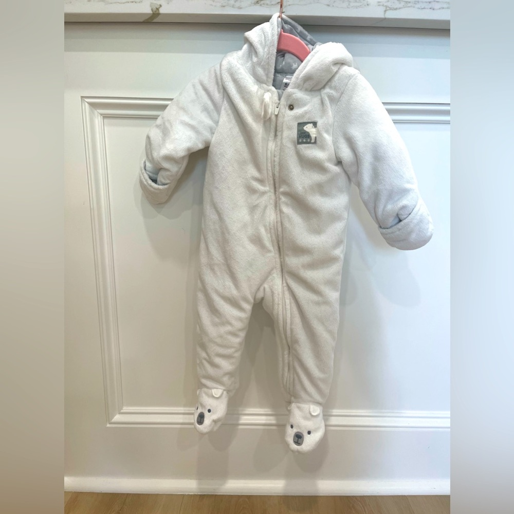 Snow suit